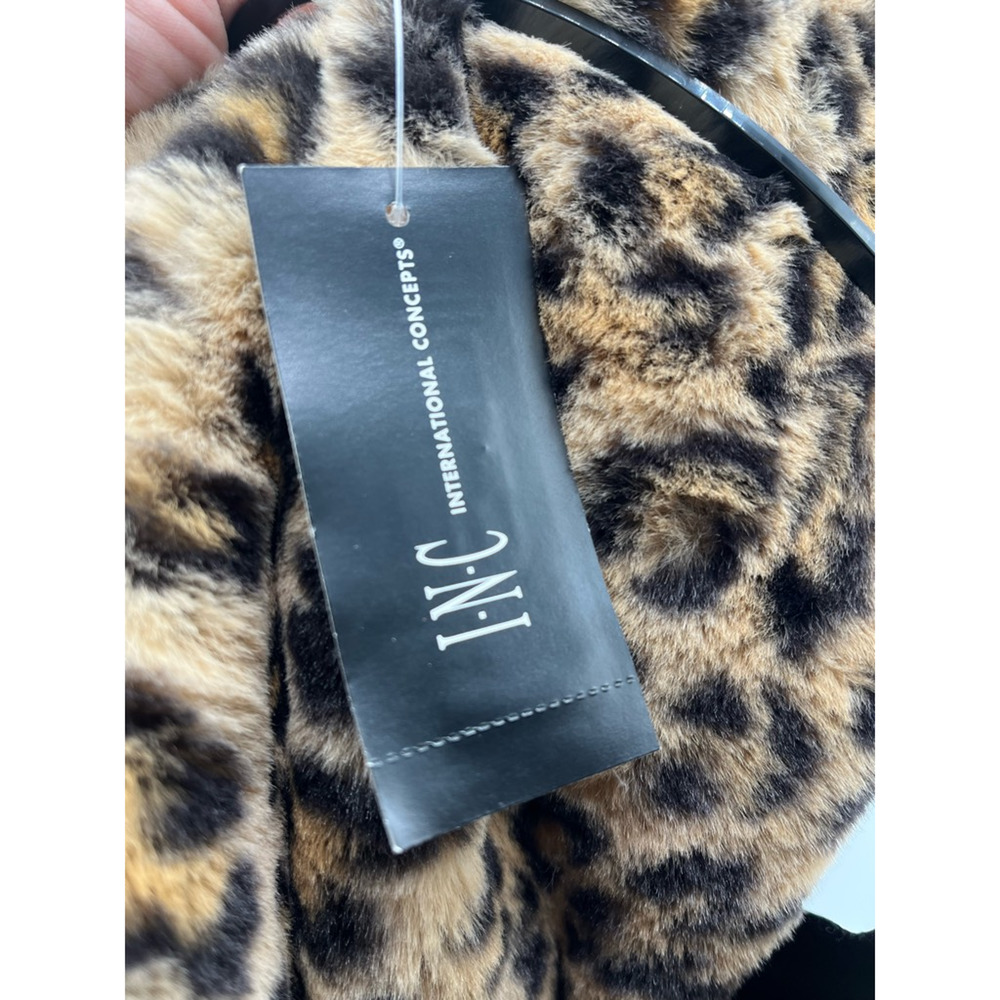 INC International Concepts Womens Pull Through Scarf Brown Leopard Faux Fur New - Picture 6 of 7